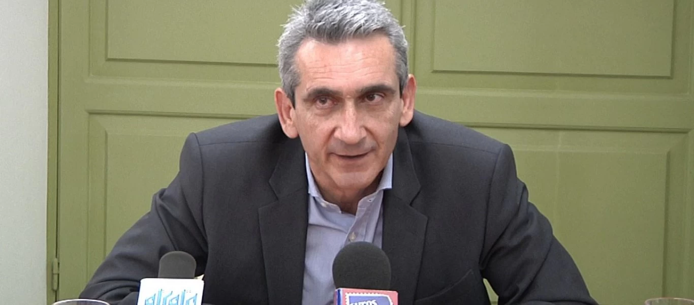 Υπέρ των πλήρως κλειστών κέντρων παράνομων μεταναστών και ο Περιφερειάρχης Νοτίου Αιγαίου